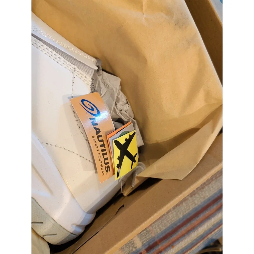NWT Nautilus Safety Footwear Slip-On Men's White Safety Toe Work Shoes, 10 M